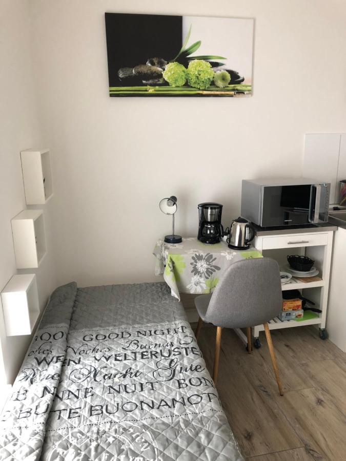 Fremdenzimmer Sas Hueckelhoven Exterior photo